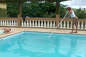 Pretty Tranny Gets Ass Fucked by the Water39s Edge