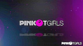 Two blonde trannies suck the cock up to their throats – Pinko TGirls